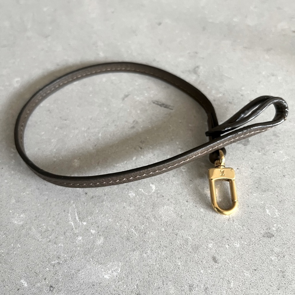 Louis Vuitton Wristlet Strap leather